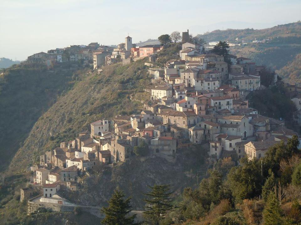 B&B La Rosa Dei Venti Acri Bagian luar foto